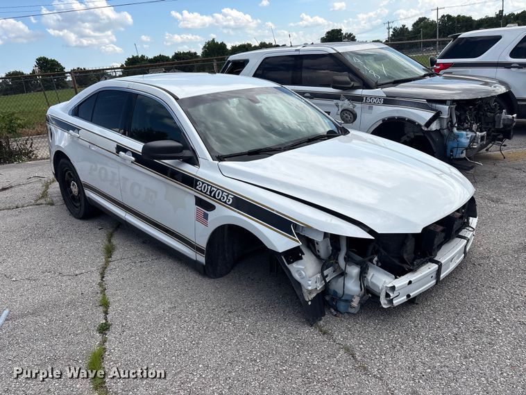 image for item FB8773 2017 Ford Taurus Police Interceptor 
