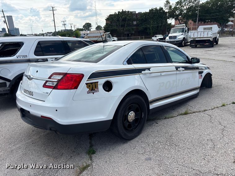 image for item FB8773 2017 Ford Taurus Police Interceptor 