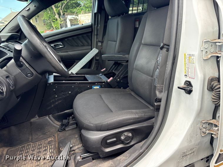 image for item FB8773 2017 Ford Taurus Police Interceptor 