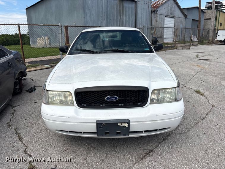 image for item FB8774 2011 Ford Crown Victoria Police Interceptor 