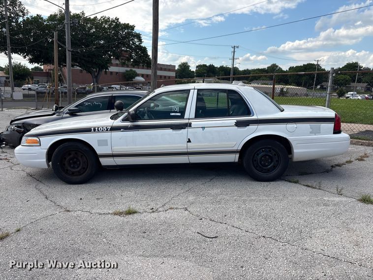 image for item FB8774 2011 Ford Crown Victoria Police Interceptor 