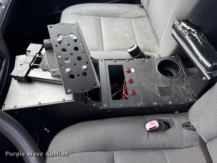 image for item FB8774 2011 Ford Crown Victoria Police Interceptor 