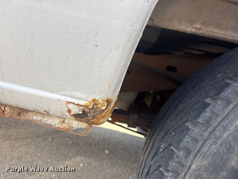 image for item FB8775 2006 Ford E250 van