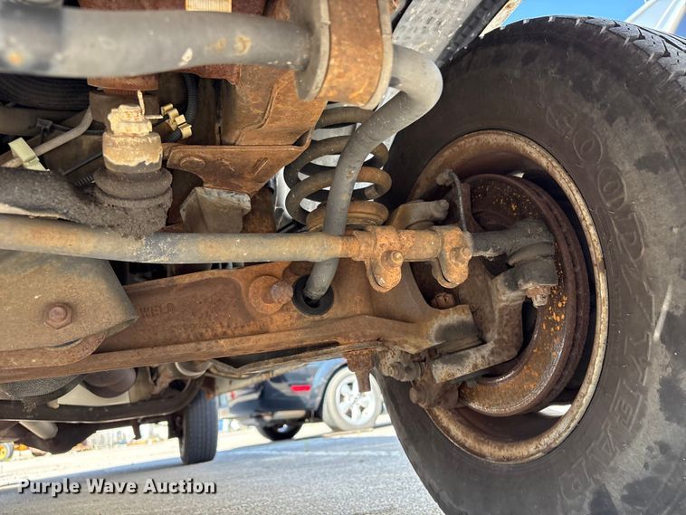 image for item FB8775 2006 Ford E250 van