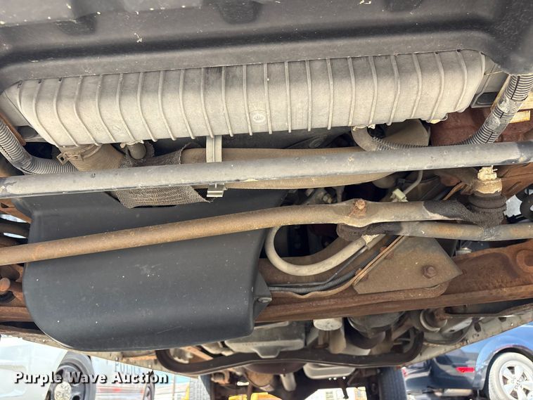 image for item FB8775 2006 Ford E250 van