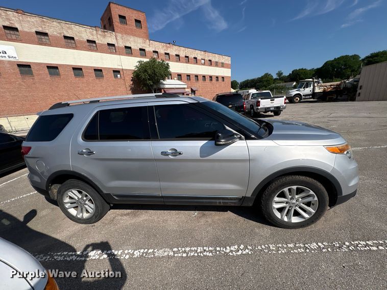 image for item FB8776 2013 Ford Explorer SUV
