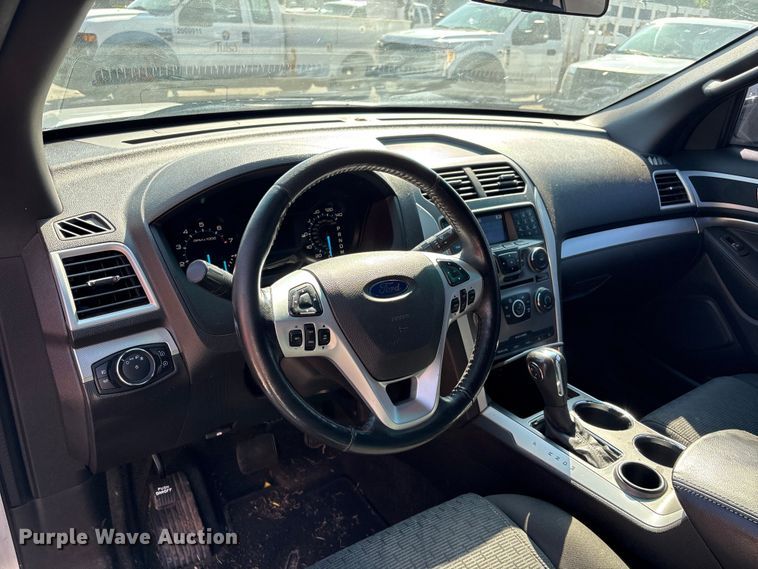 image for item FB8776 2013 Ford Explorer SUV
