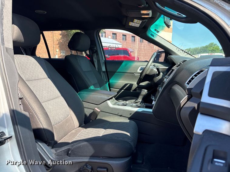image for item FB8776 2013 Ford Explorer SUV