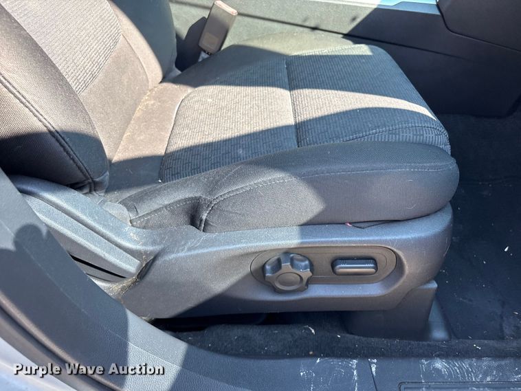 image for item FB8776 2013 Ford Explorer SUV