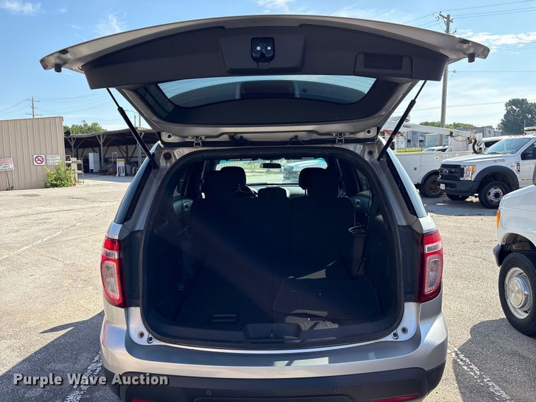 image for item FB8776 2013 Ford Explorer SUV