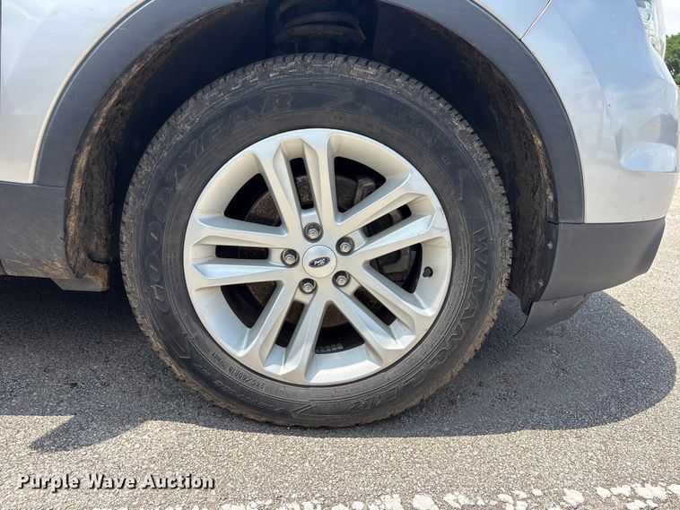 image for item FB8776 2013 Ford Explorer SUV