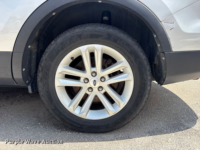 image for item FB8776 2013 Ford Explorer SUV