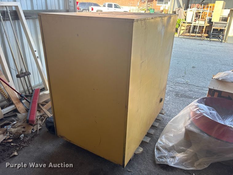 image for item FB8788 Flammable storage cabinet