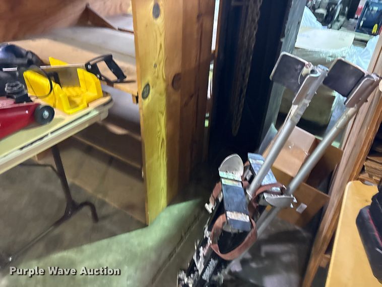 image for item FB8793 Renegade drywall stilts