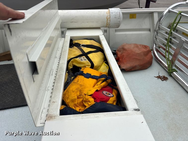 image for item FB8794 2005 Triton Rescue One 1600 boat