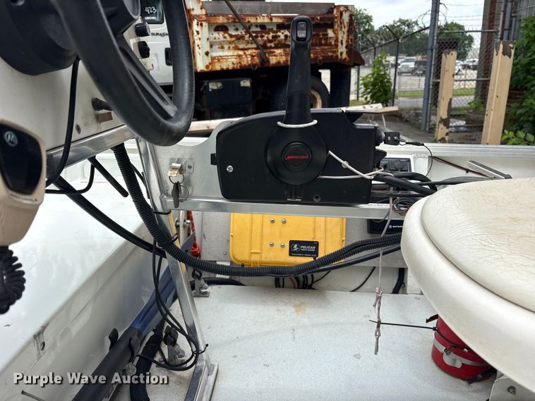 image for item FB8794 2005 Triton Rescue One 1600 boat