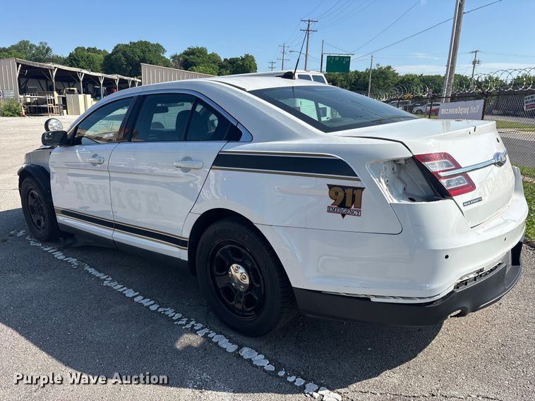 image for item FB8795 2017 Ford Taurus Police Interceptor 