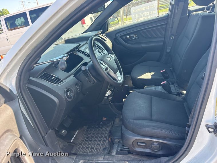 image for item FB8795 2017 Ford Taurus Police Interceptor 