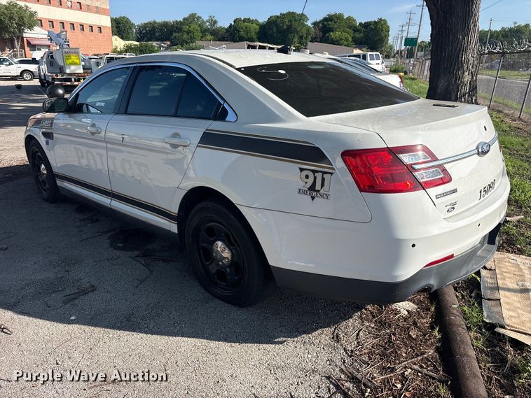 image for item FB8796 2015 Ford Taurus Police Interceptor 
