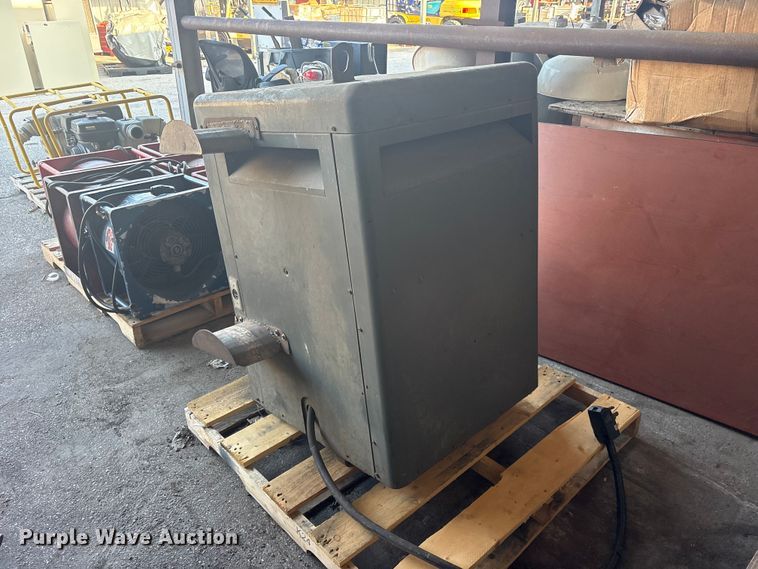 image for item FB8797 Lincoln TM-300/300 welder