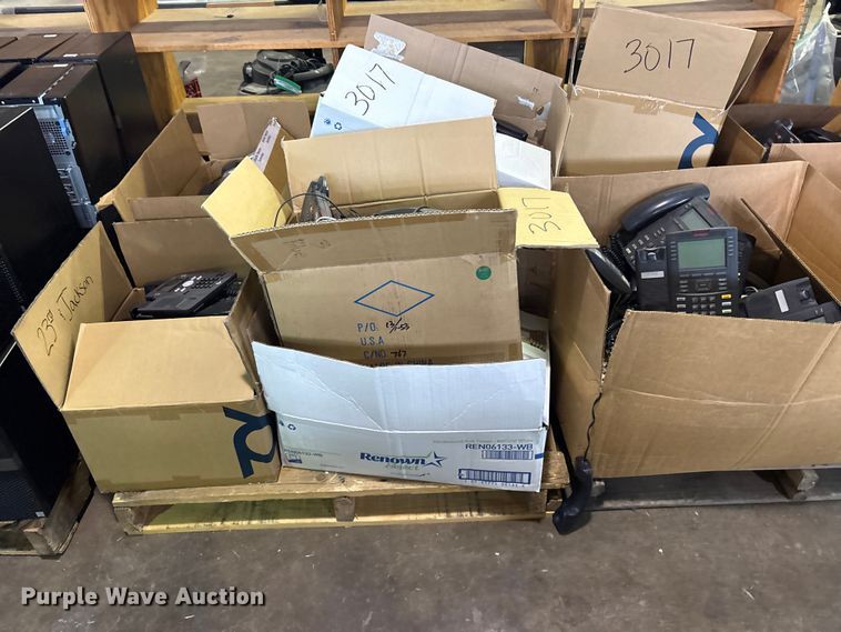 image for item FB8804 Telephones