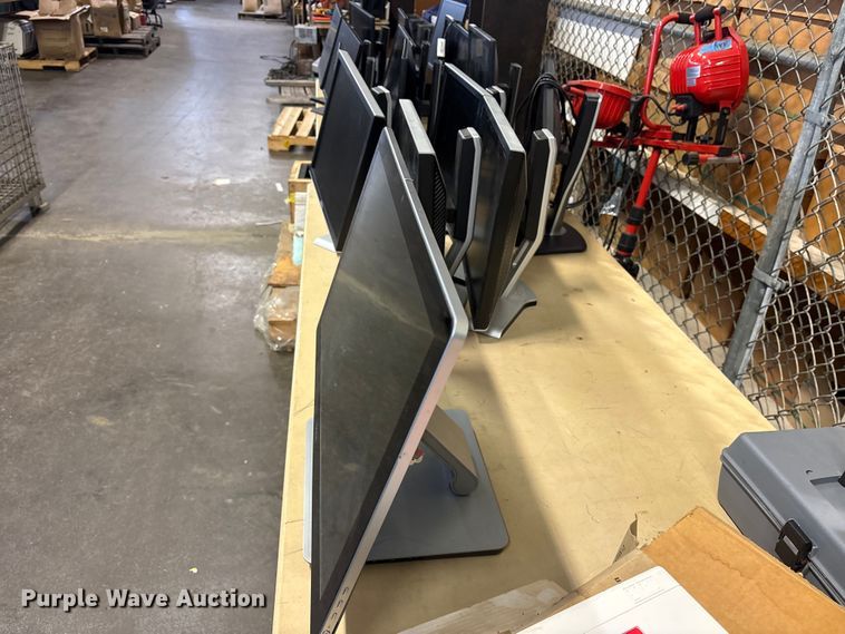 image for item FB8805 Dell Approximately 22 Dell monitors
