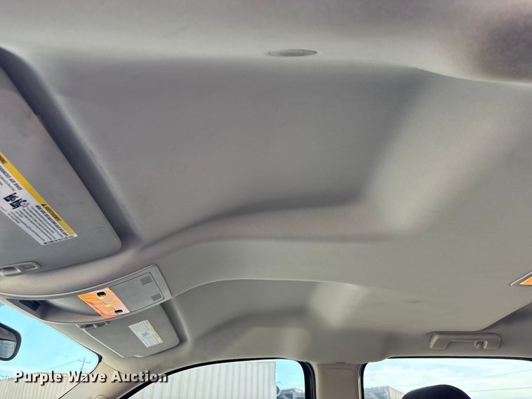 image for item FB8808 2010 Chevrolet Silverado Hybrid Crew Cab pickup truck