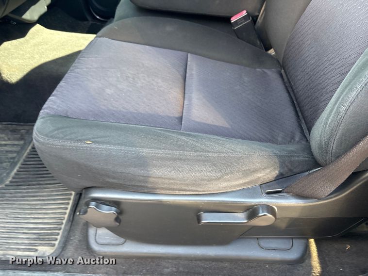 image for item FB8808 2010 Chevrolet Silverado Hybrid Crew Cab pickup truck
