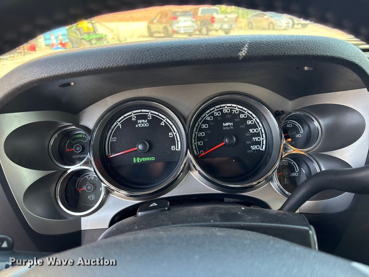 image for item FB8808 2010 Chevrolet Silverado Hybrid Crew Cab pickup truck