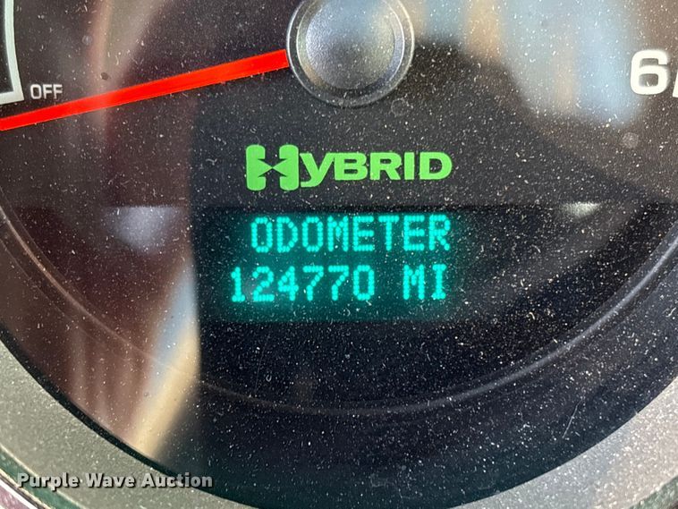 image for item FB8808 2010 Chevrolet Silverado Hybrid Crew Cab pickup truck