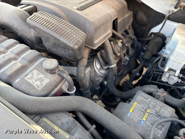 image for item FB8808 2010 Chevrolet Silverado Hybrid Crew Cab pickup truck
