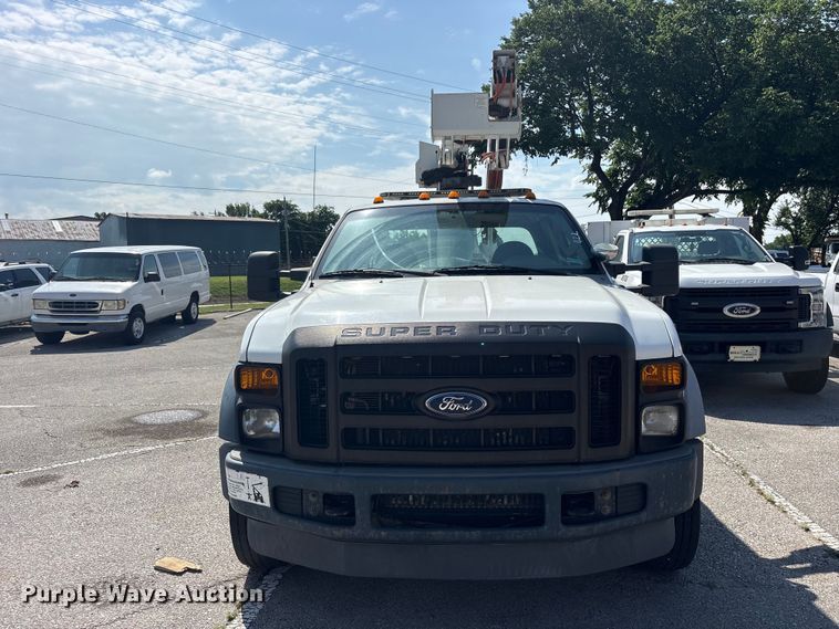 image for item FB8809 2009 Ford F550 bucket truck