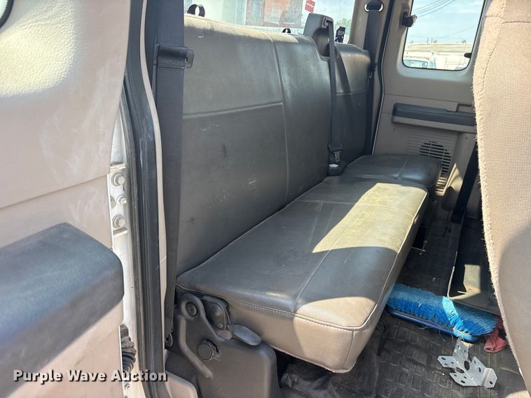 image for item FB8809 2009 Ford F550 bucket truck