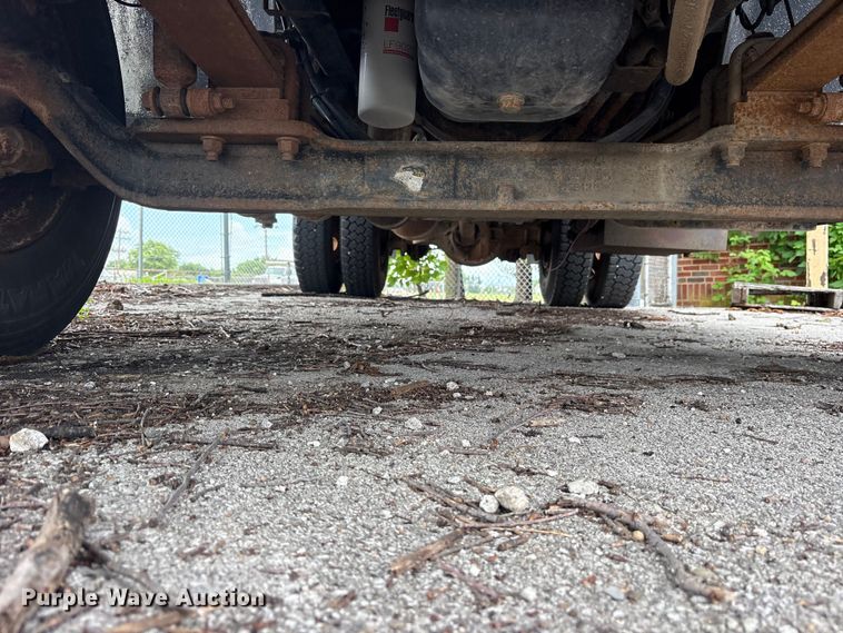 image for item FB8812 2009 International DuraStar 4400 dump truck