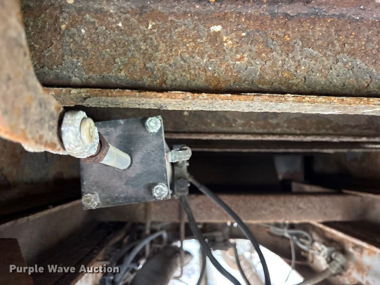 image for item FB8812 2009 International DuraStar 4400 dump truck