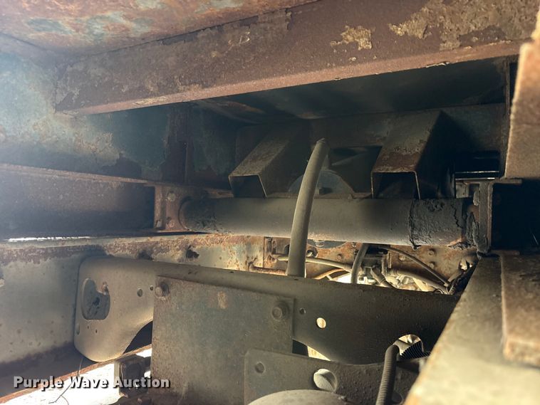 image for item FB8812 2009 International DuraStar 4400 dump truck