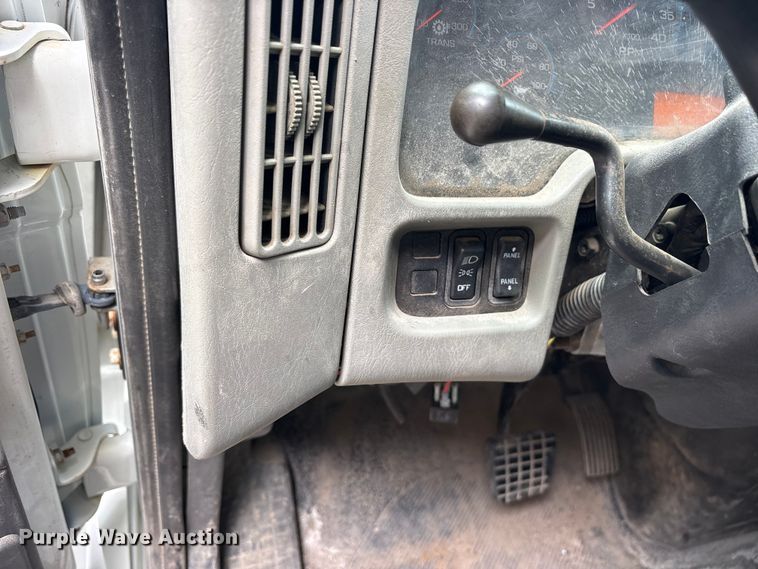 image for item FB8812 2009 International DuraStar 4400 dump truck