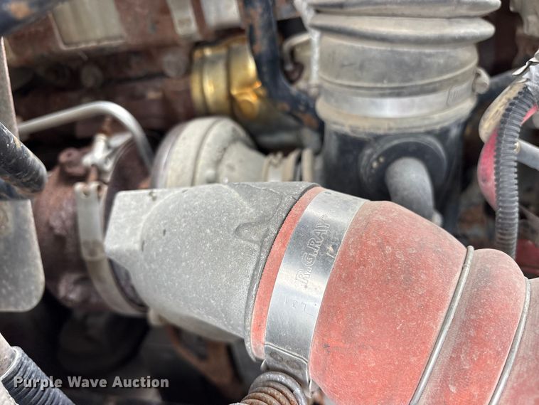 image for item FB8812 2009 International DuraStar 4400 dump truck