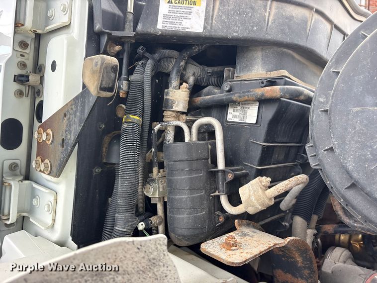 image for item FB8812 2009 International DuraStar 4400 dump truck