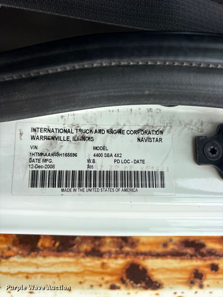 image for item FB8812 2009 International DuraStar 4400 dump truck