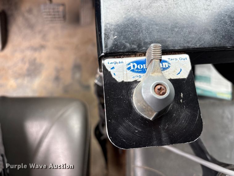 image for item FB8813 2009 International DuraStar 4400 dump truck