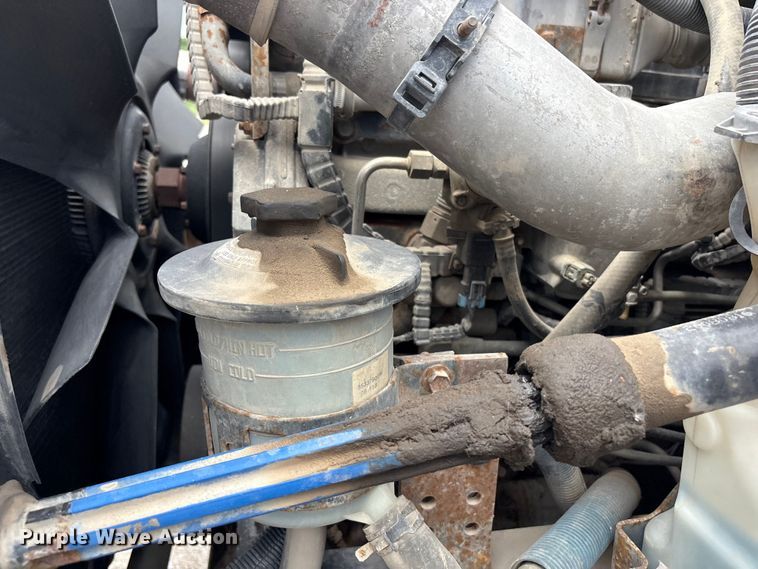 image for item FB8813 2009 International DuraStar 4400 dump truck