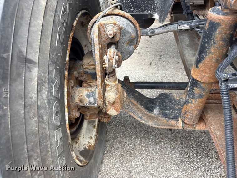 image for item FB8813 2009 International DuraStar 4400 dump truck