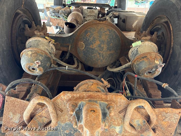 image for item FB8813 2009 International DuraStar 4400 dump truck