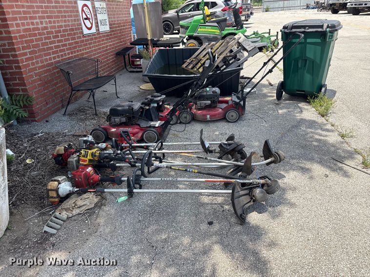 image for item FB8814 Lawn equipment