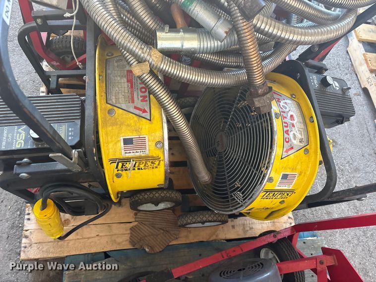 image for item FB8815 (9) Super Vac fans