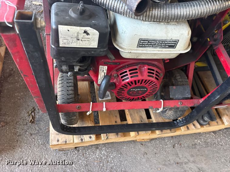 image for item FB8815 (9) Super Vac fans