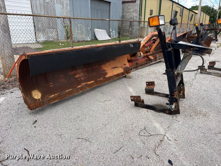 image for item FB8818 2005 Wausau R3610H snow plow