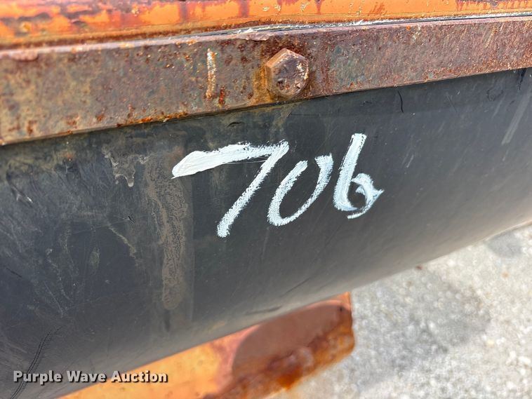 image for item FB8818 2005 Wausau R3610H snow plow