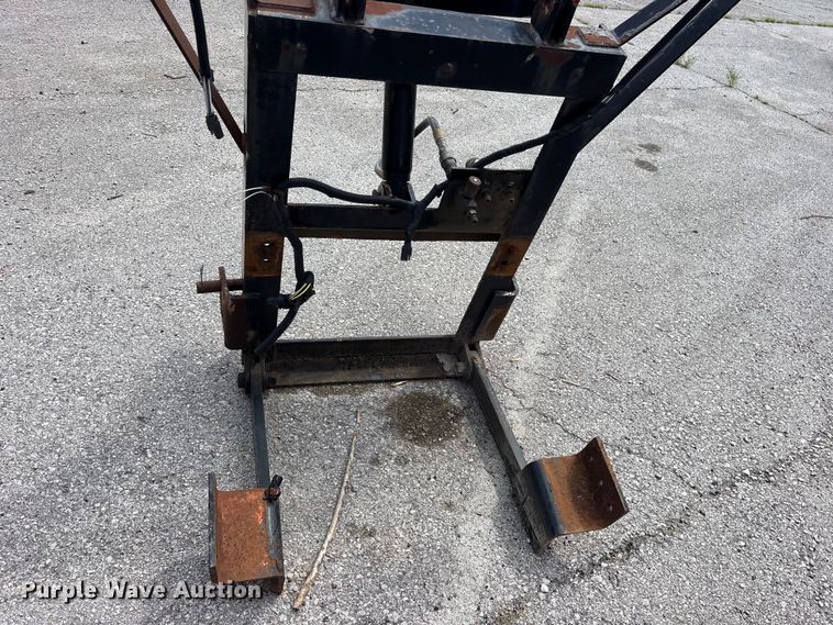 image for item FB8819 2005 Wausau R3610H snow plow